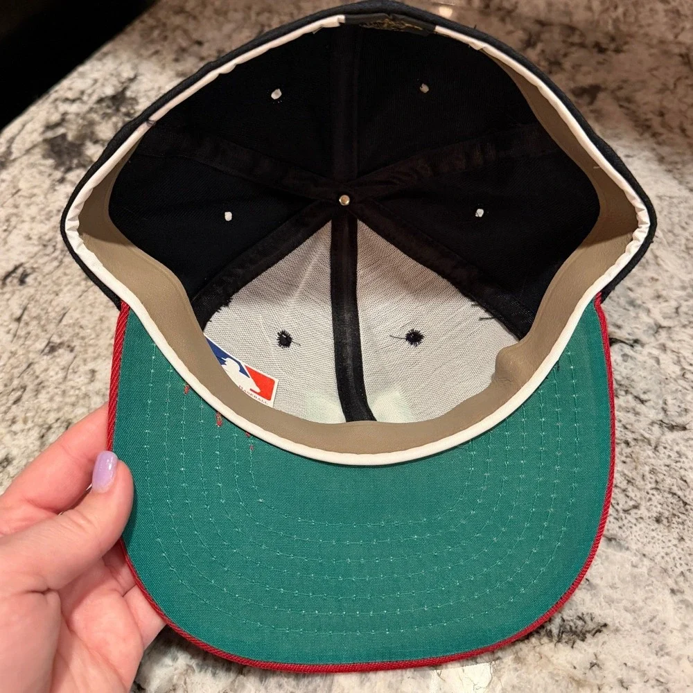 Vintage Roma Pro MLB Kids Fitted Hat Black Red Size 7 Made in USA Minnesota